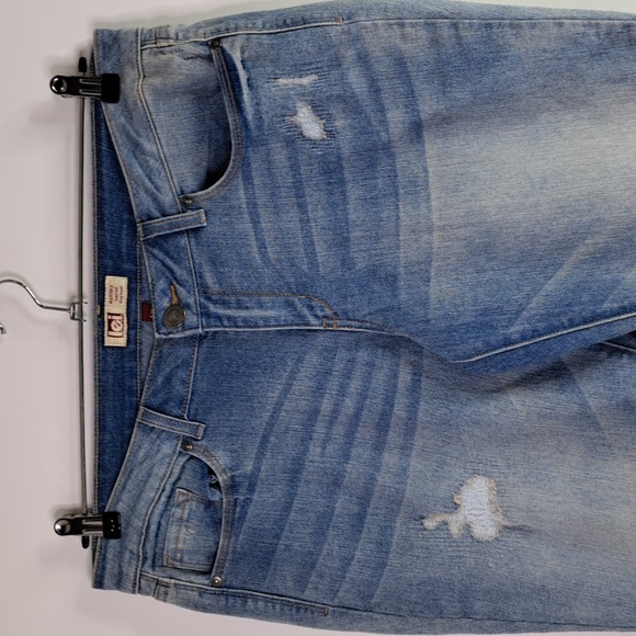 l.e.i. Ashley Low Rise Slim Boot Distressed Lite Blue Jeans Junior Size 17 Short - Picture 5 of 17